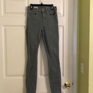 Gap True skinny teal/light blue jean